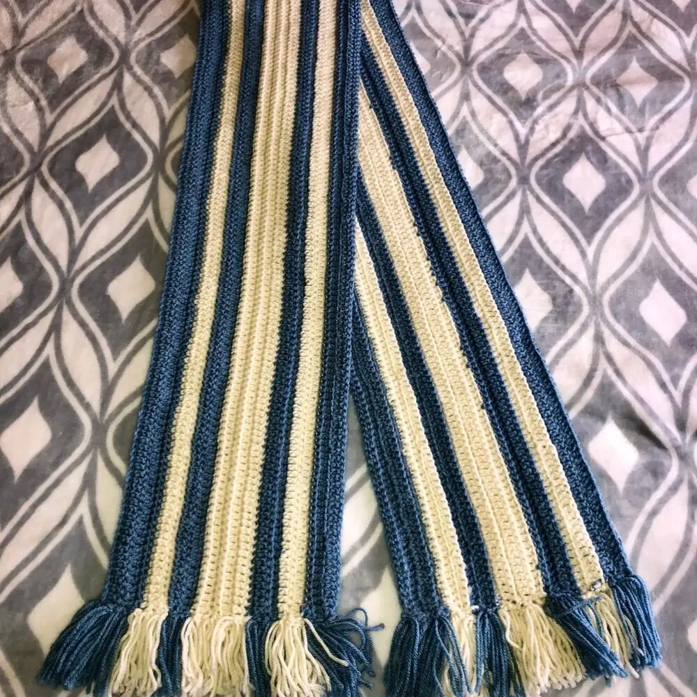 NWOT Handmade Crocheted Striped Fringe Scarf